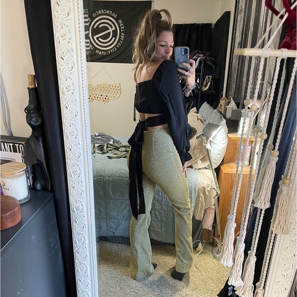 Gold flare pants - Picture 3 of 16